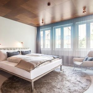 EMA House Hotel Suites